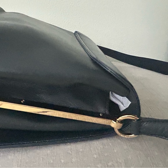 Authentic Salvatore Ferragamo Studio Box Navy Leather Gold Gancio Med EUC - Picture 10 of 15